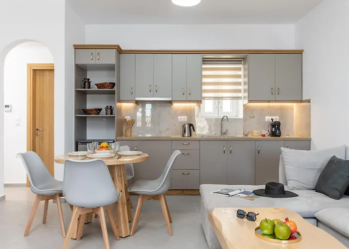 Апартаменты Marble Arch *