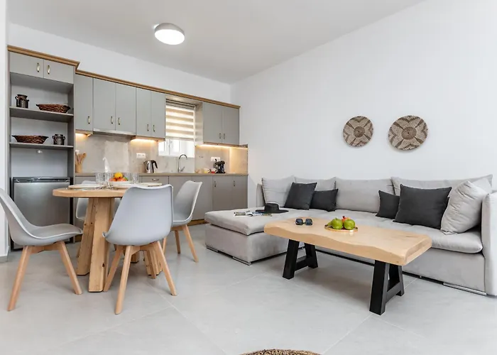 Апартаменты Marble Arch *