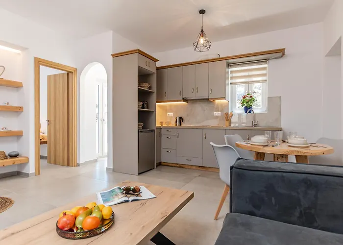 Marble Arch Апартаменты Galanado